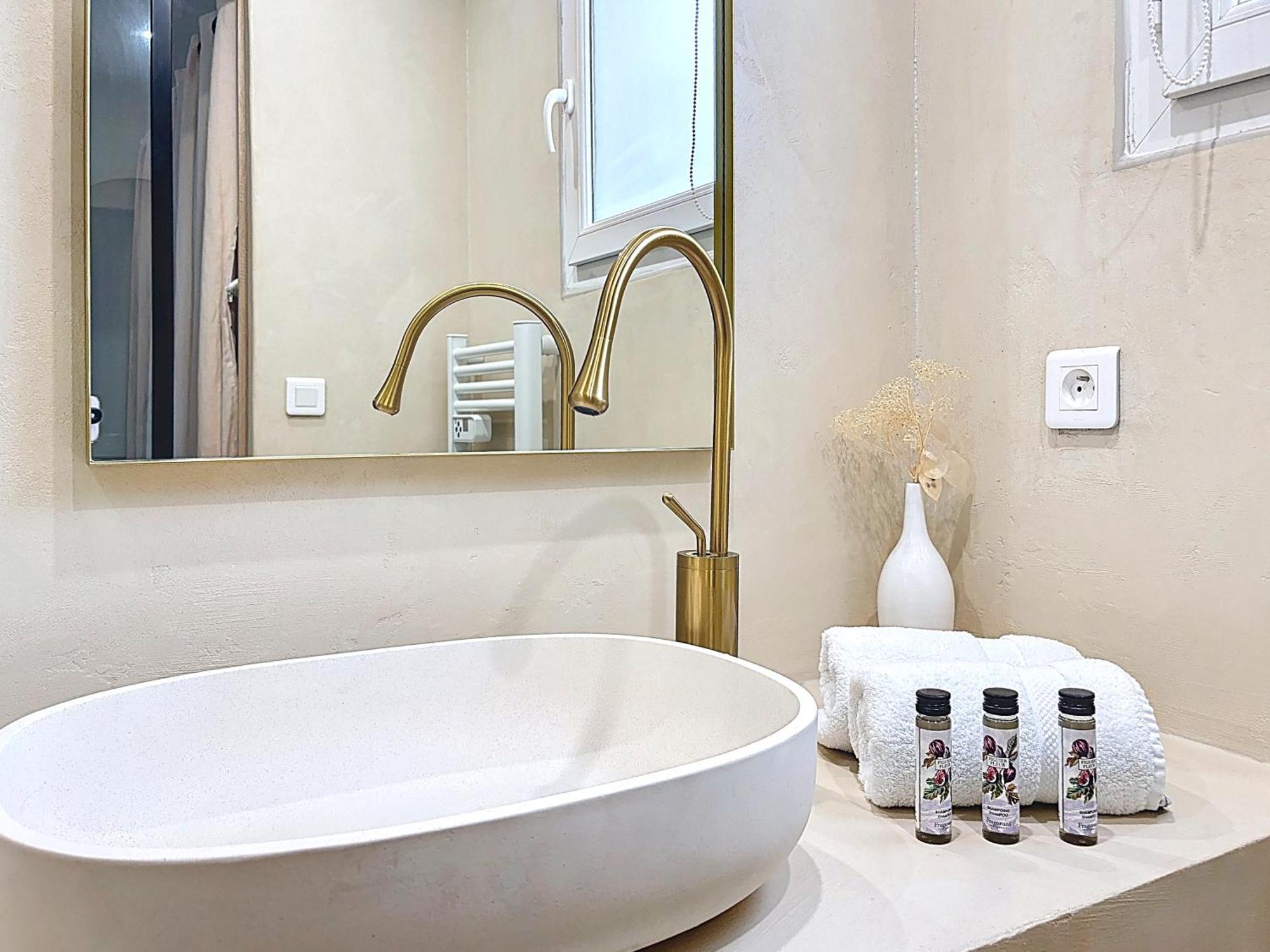 Villa "L'Emeraude - Maison D'Hotes - Jardin Et Parking Prives - Вальбон Экстерьер фото